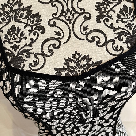NWOT! Bebe Leopard BodyCon Nylon Dress M/L - Picture 3 of 11